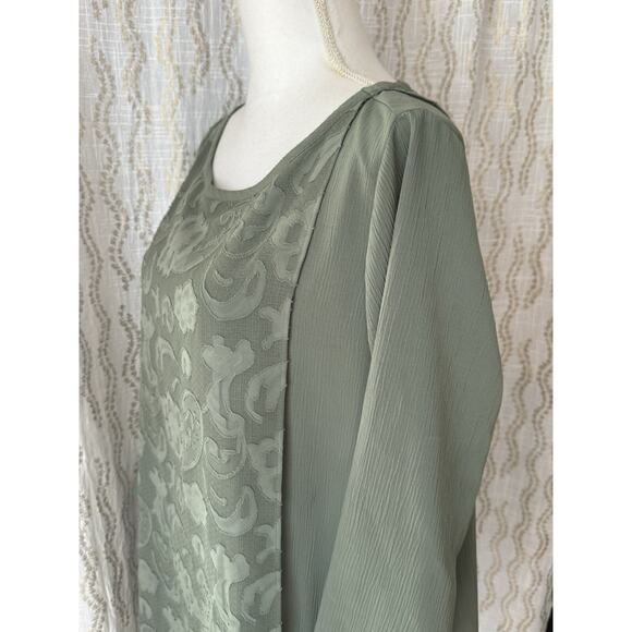 Soft Surroundings Women’s Soft Olive Floral Tunic Blouse 3/4 Sleeve Size Large - Picture 2 of 8